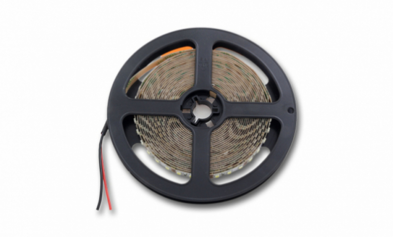 MasterLED 120 LED/méteres 12 V-os beltéri hideg fehér LED szalag